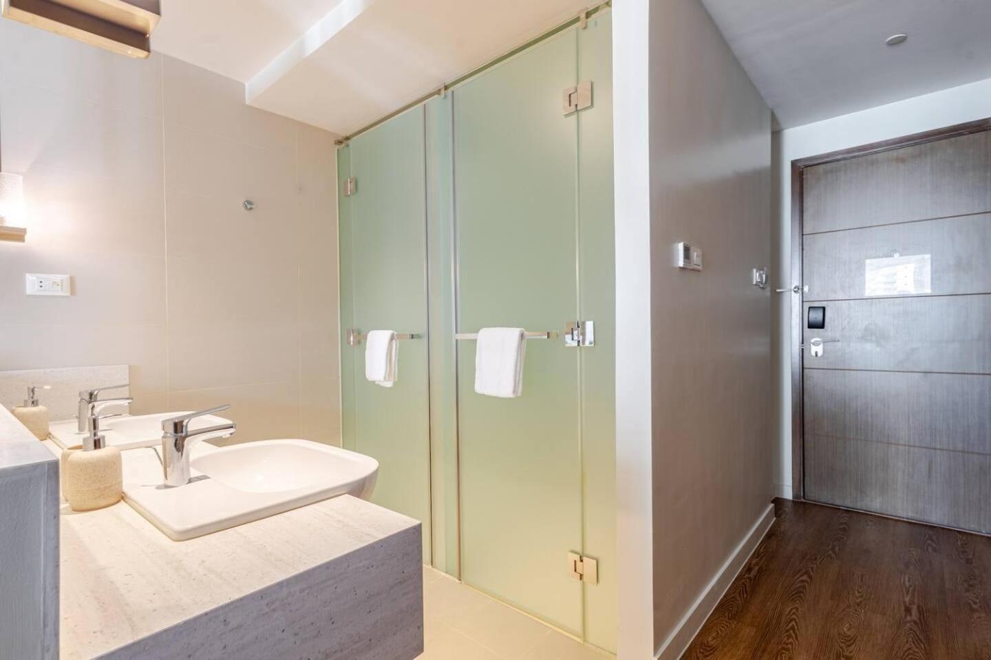 Gorios Crib Hotel 4*